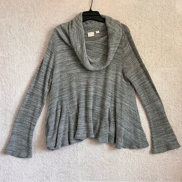 Anthropologie Waffle Thermal Knit Cowl Neck Flare Sleeve Sweater Gray Sz. Medium - Picture 2 of 9